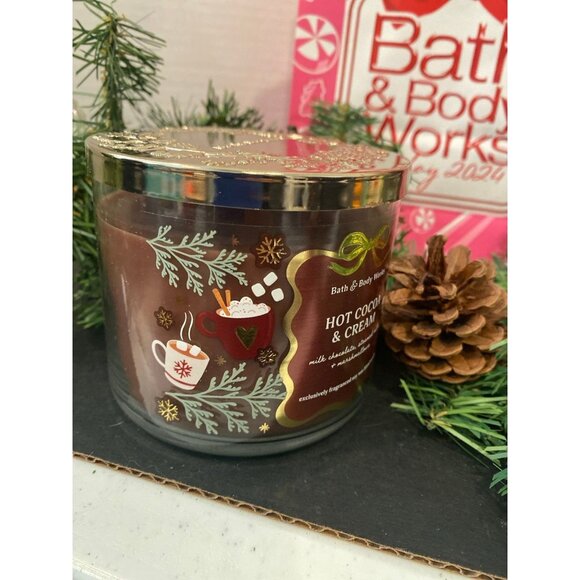 Bath & Body Works “Hot Cocoa & Cream” NEW 3 Wick Candle - Picture 3 of 7